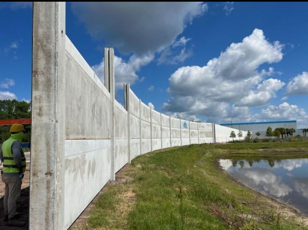 Heavy Duty Prestressed Precast Compound Wall