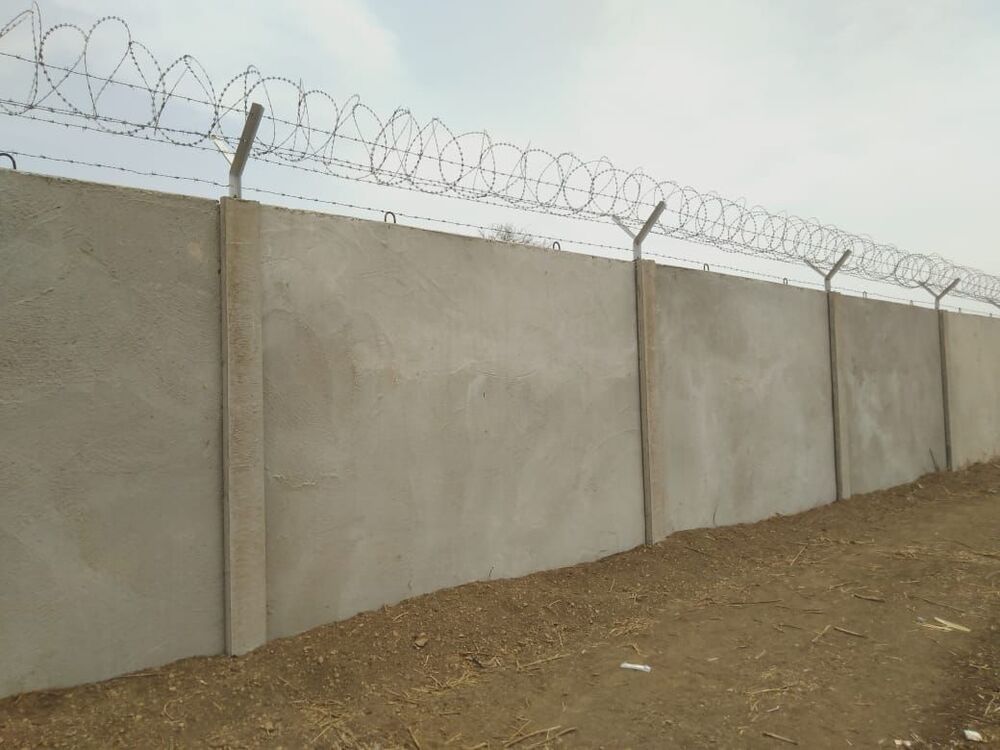 Single Panel Heavy Duty Prestressed Precast Compound Wall