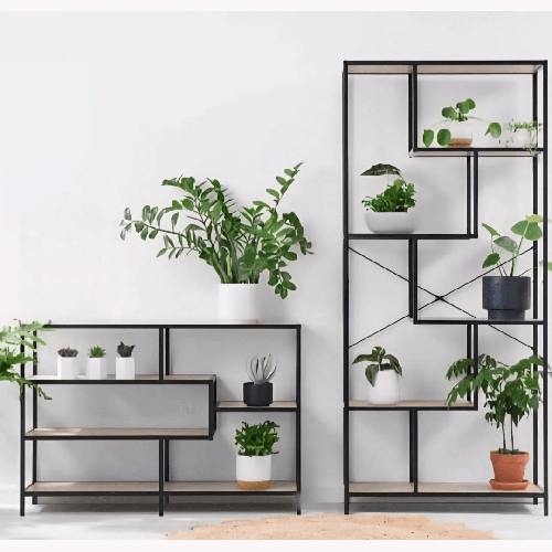 Metal Planter - Color: Black