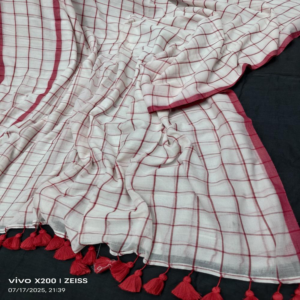 MAKING IT FOR THE SUBENGAL'S FAMOUS RED WHITE CHEQUE COTTON SAREE