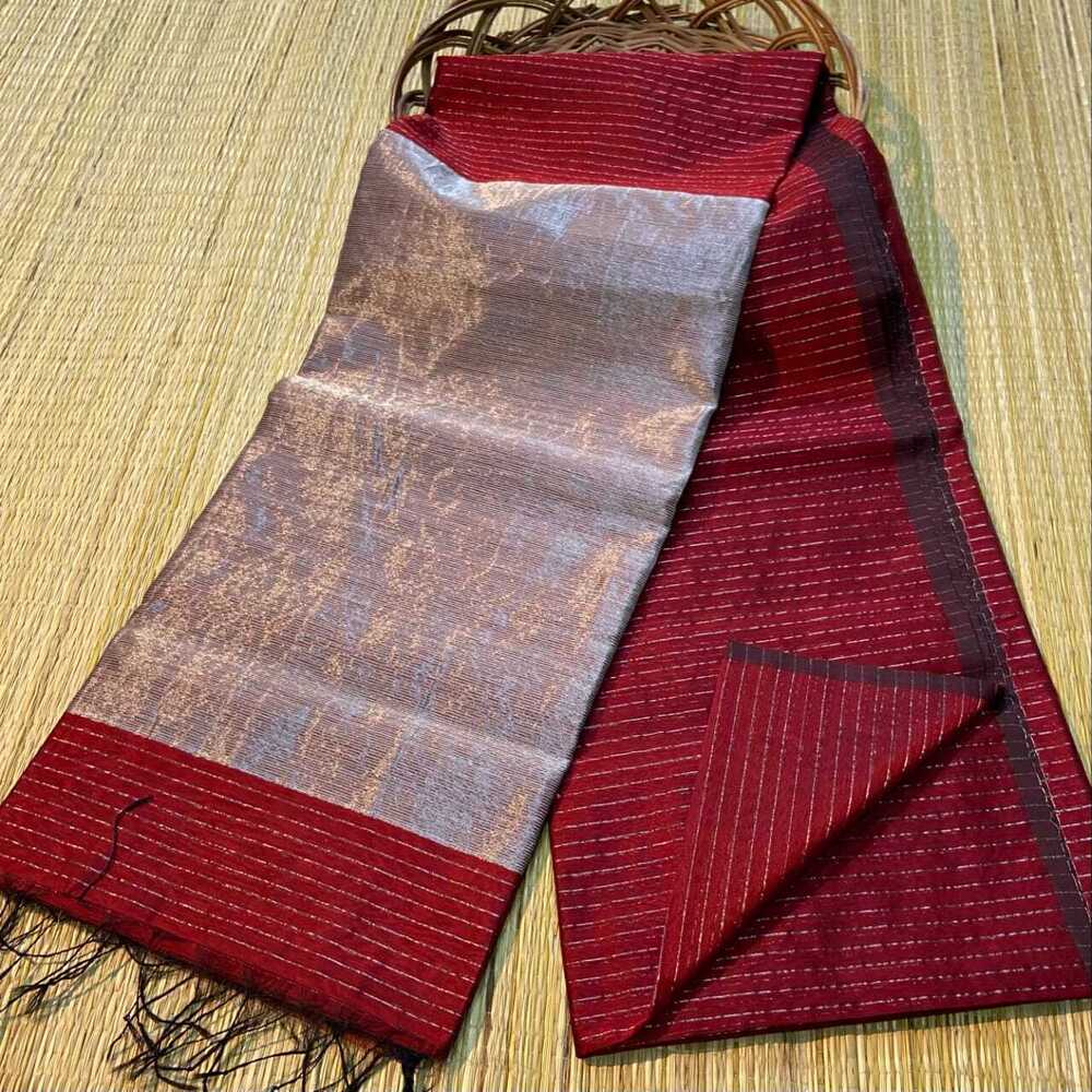 Ladies Handloom Maheshwari Zari Stripe Saree - Color: Red