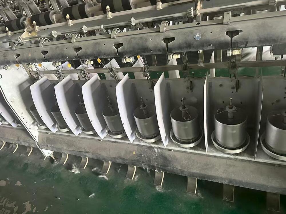 Saura Twisting Machine For Yarn - Capacity: 800 To 2000 M3/hr