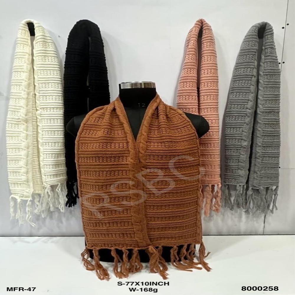 WOOLEN MUFFLER