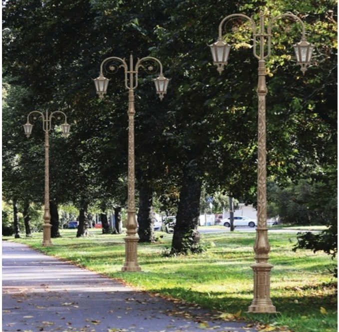 Cast iron lamp pole with double arm bracket