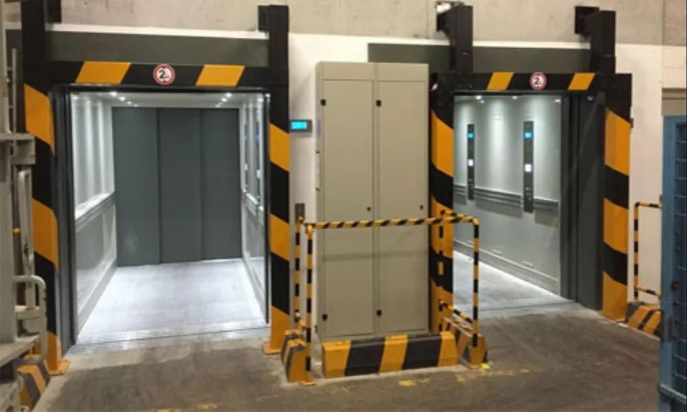 Industrial Goods Lift