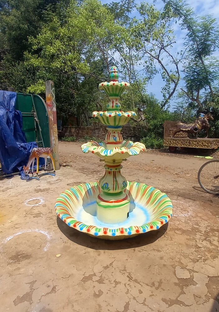 Water Fountain - Color: Customize