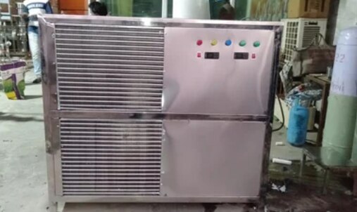 Online Water Chiller - Color: Silver