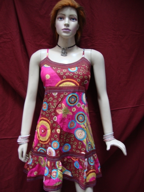 रुपसी टॉप