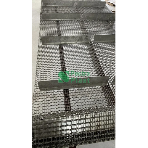 Wire Conveyor Belt With Side Honeycomb Chain - Features: Rust Proof