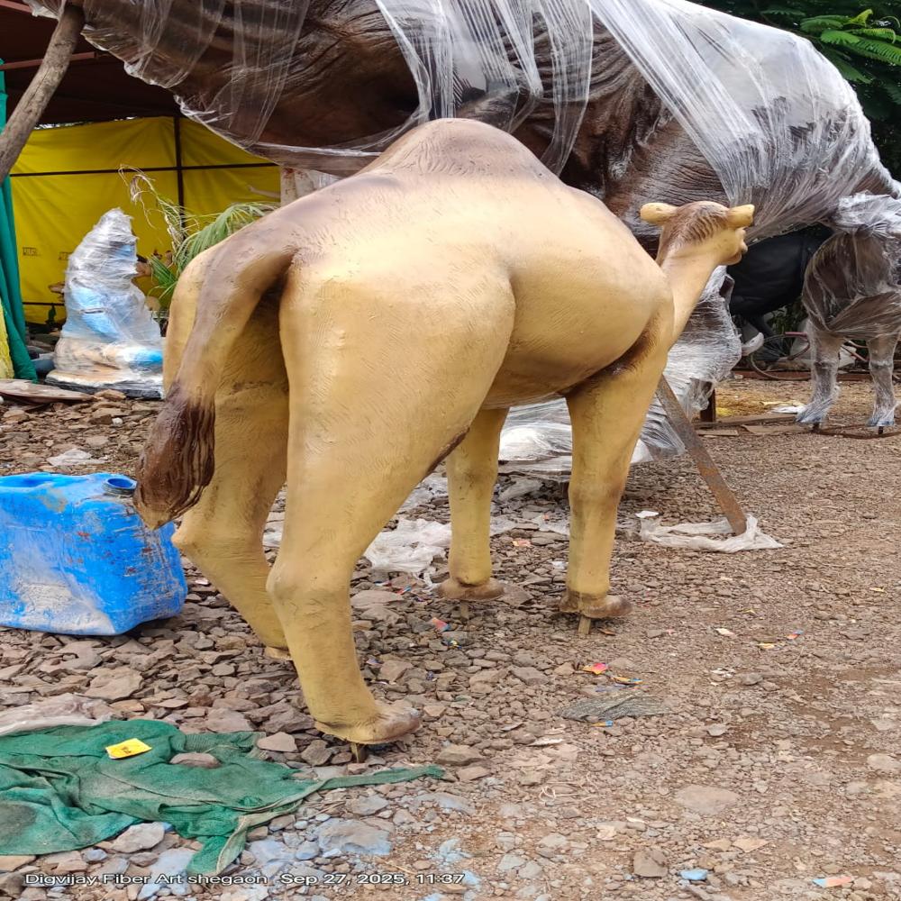 Fiber Camel Statue - Color: Natural