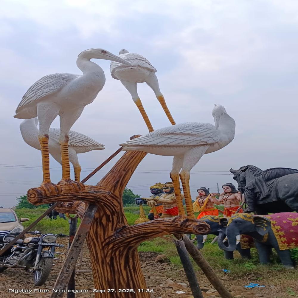 Fiber Flamingo Tree Statue
