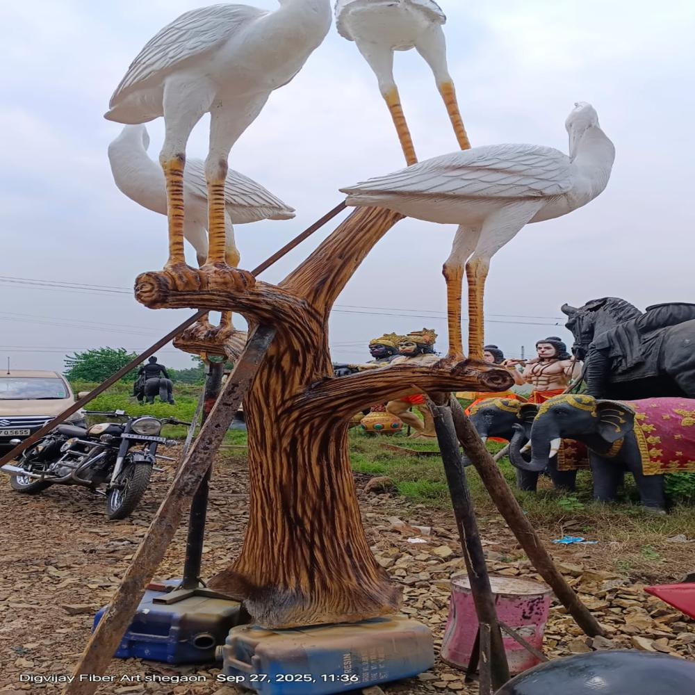 Fiber Flamingo Tree Statue