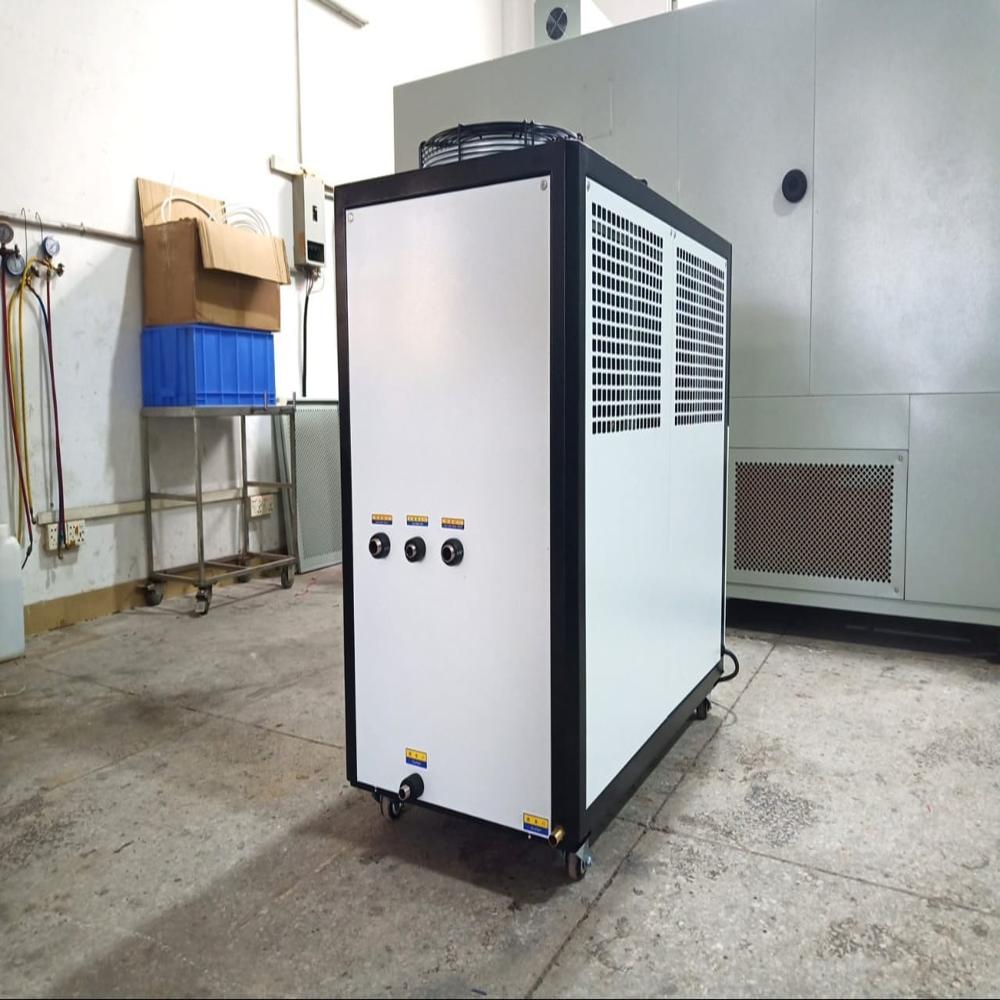 Industrial Water Chiller - White, 8x4x6 ft, 2000 kg | 100 TR Cooling Capacity, PLC Control, Multi-step Modulation, Scroll Compressor