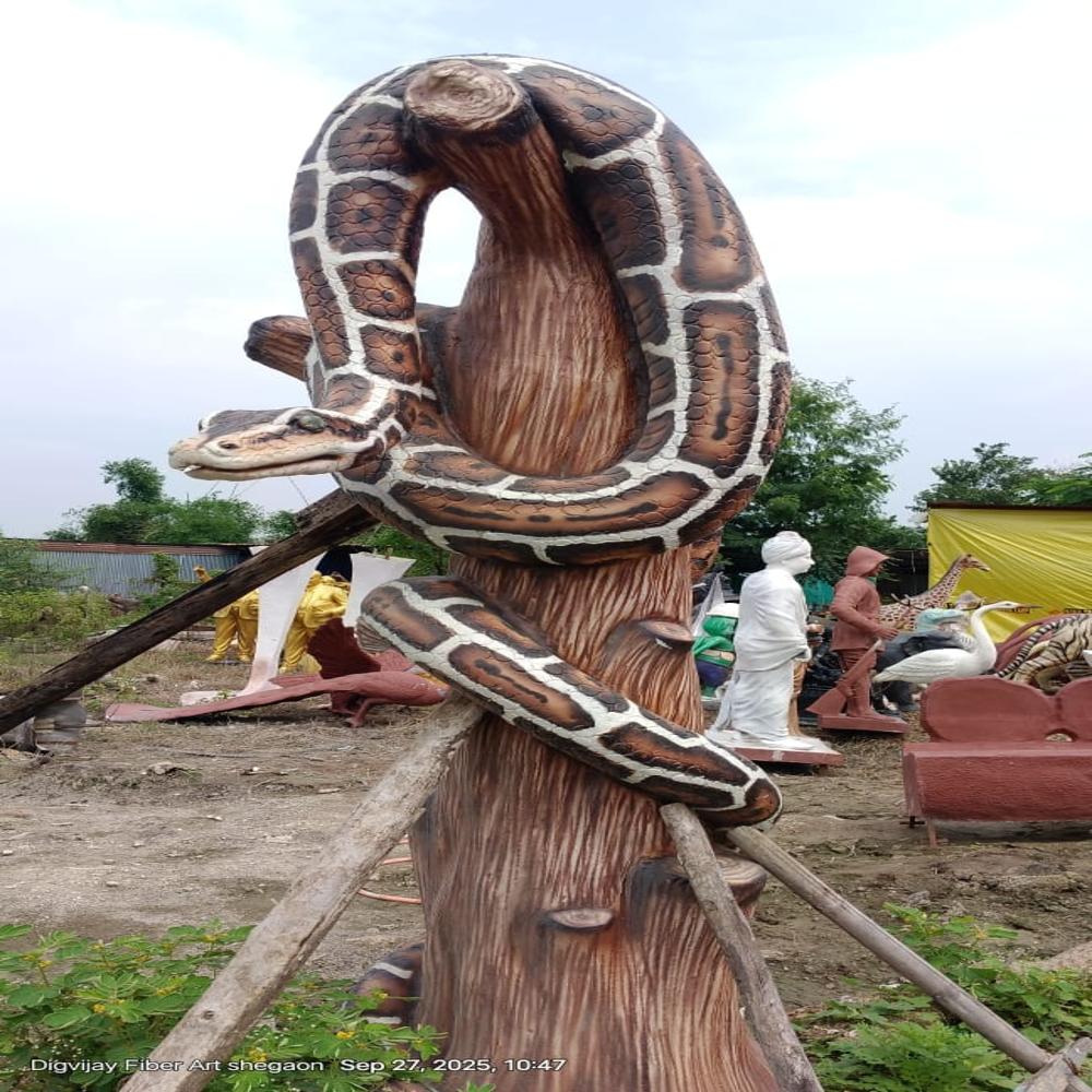 Fiber Anaconda Statue - Color: Natural