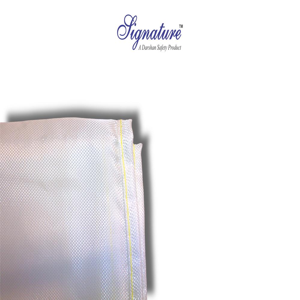 Emergency Fire Blanket - Density: 800 Kilogram Per Cubic Meter (Kg/m3)