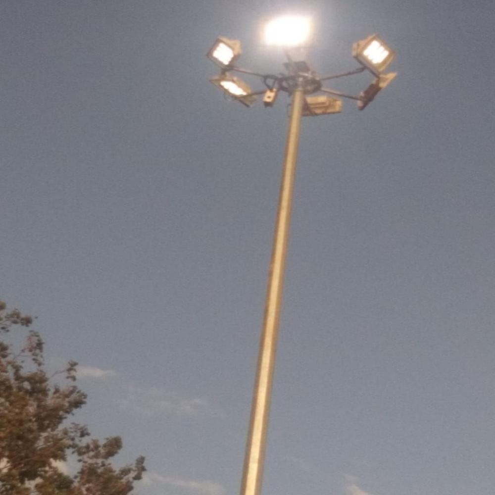 High Mast - Length: 12m     40m  Meter (M)