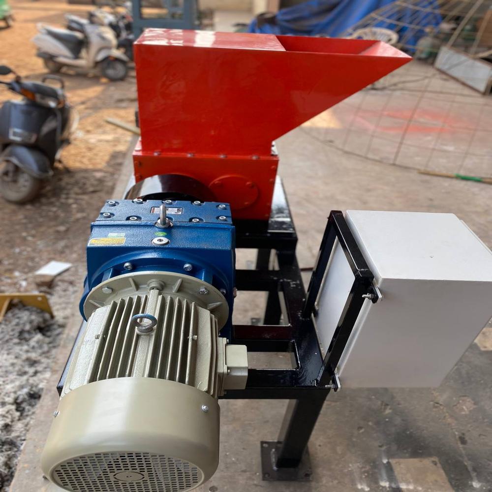 Granules Shredder Machine