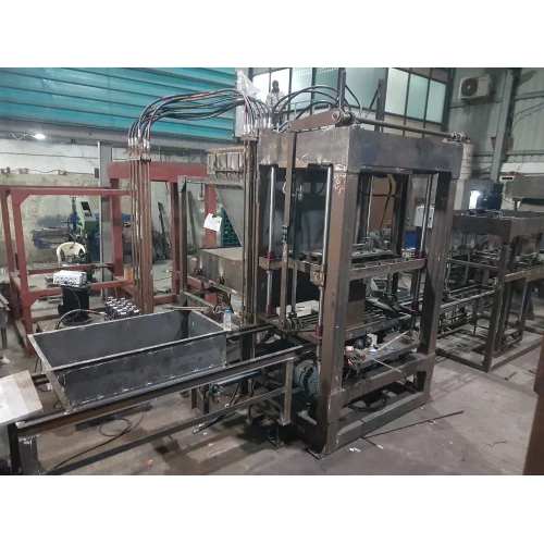 Mild Steel Hydraulic Paver Block Making Machine - Feature: Low Weight