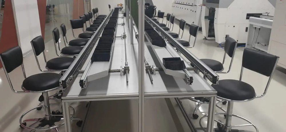 Mi Line Motorized Double-Side Working Conveyor 7.3 Mtr (24 Feet ) - Features: Good Quality