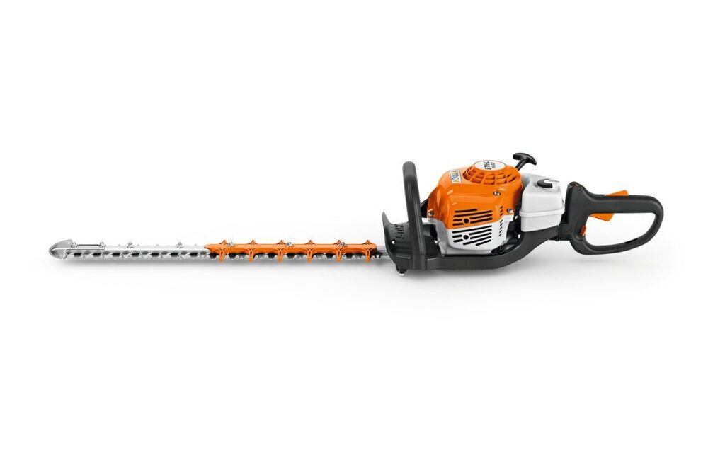 02_HS 82 Petrol Hedge Trimmer