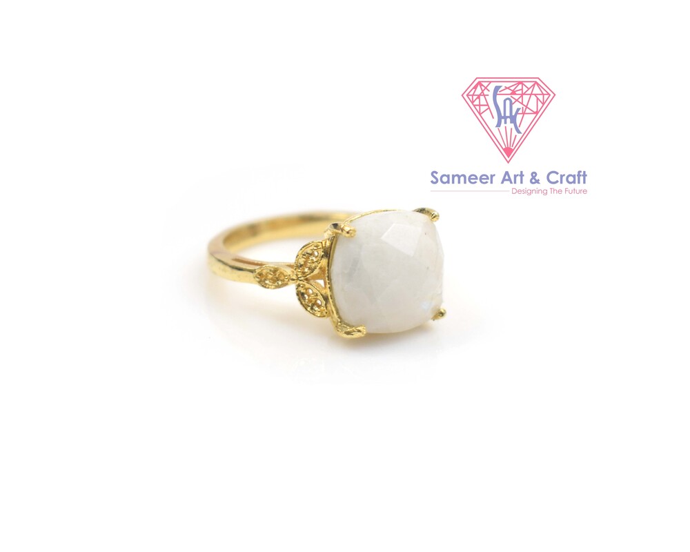 18k Gold Plated Rainbow Moonstone With Cushion Shape Fashion Ring