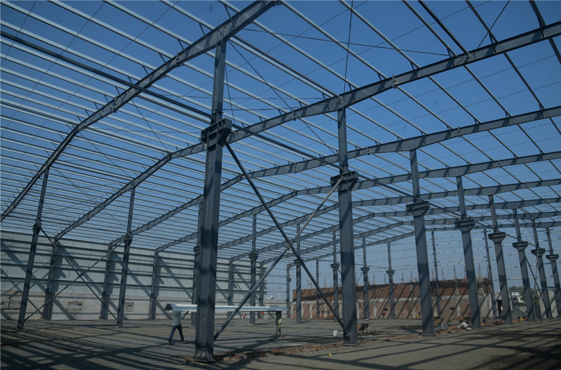 Prefabricated Steel Building - Color: Multicolour