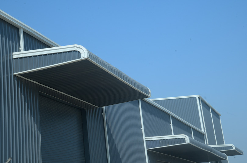 Peb Factory Shed - Color: Multicolour