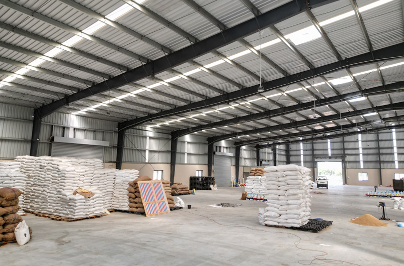 Industrial Warehouse Shed - Color: Multicolour