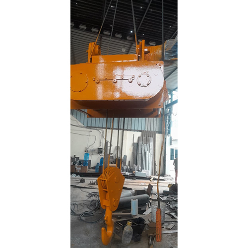 Electric Wire Rope Hoist - Size: Various Sizes Available