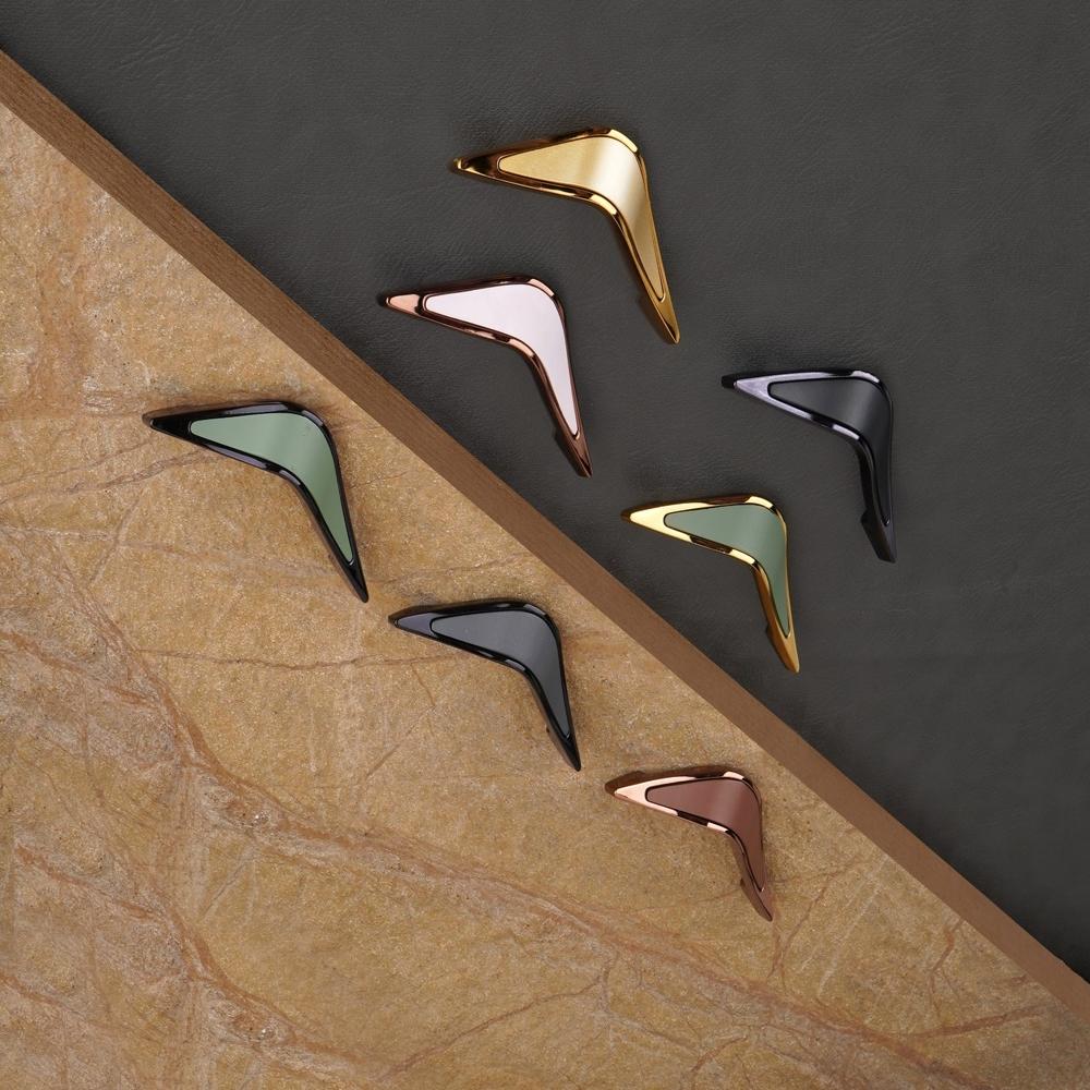 V Knob - Color: Gold/gold Matt