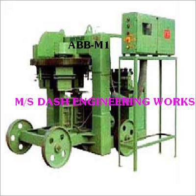 फ्लाईऐश ईंट बनाने वाली मशीन