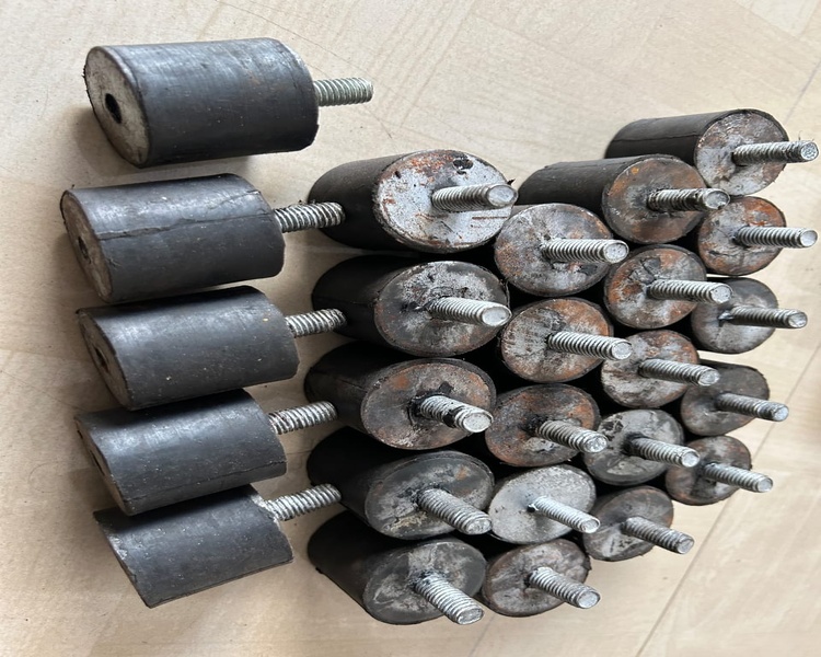 Cylindrical Rubber Mount
