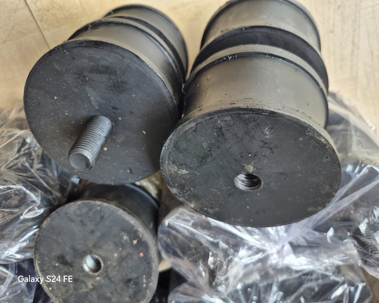 Cylindrical Rubber Mount