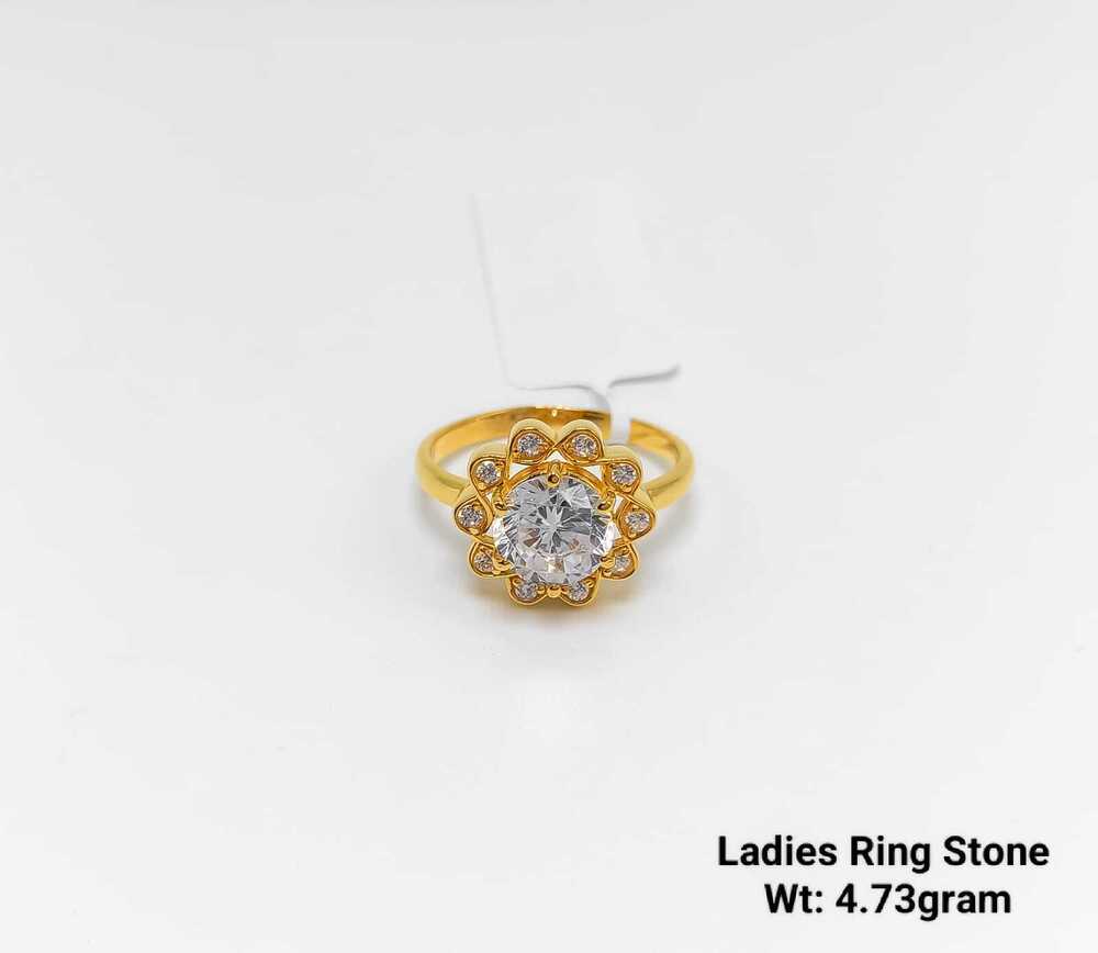 92% Gold Ladies Ring Stone