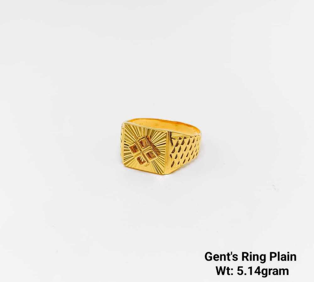 92% New Design Gold Gents Ring Plain