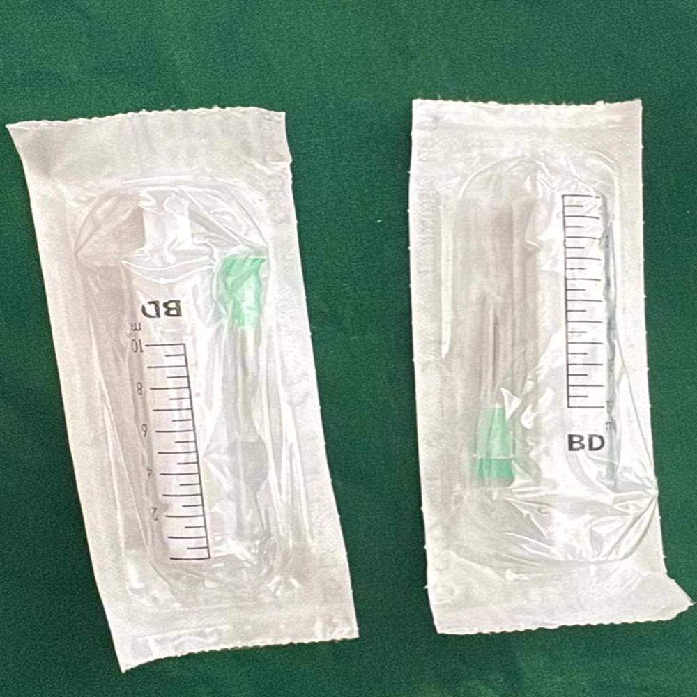 Syringe With Needle 21G 10Ml - Grade: Medical