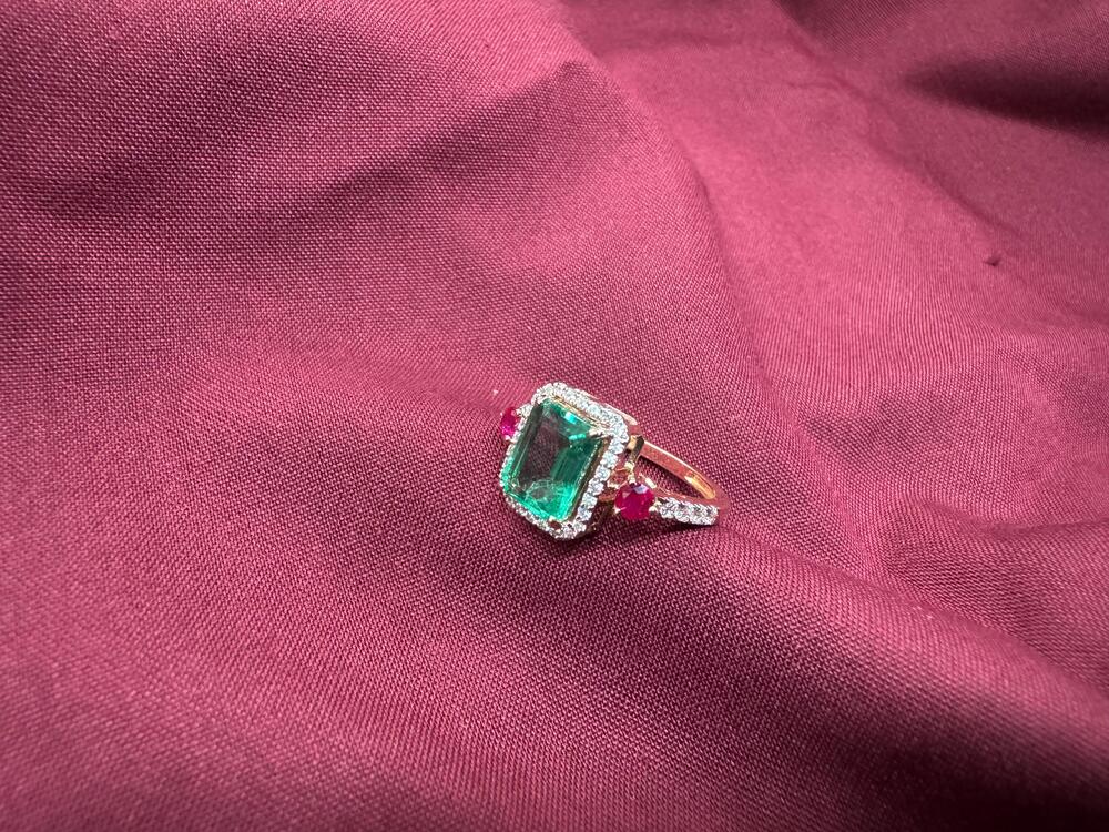 Designing Finger Ring - Color: Various Available