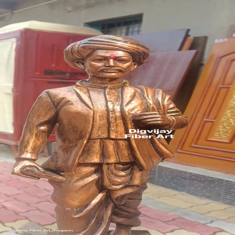 Fiber Mahatma fule statue