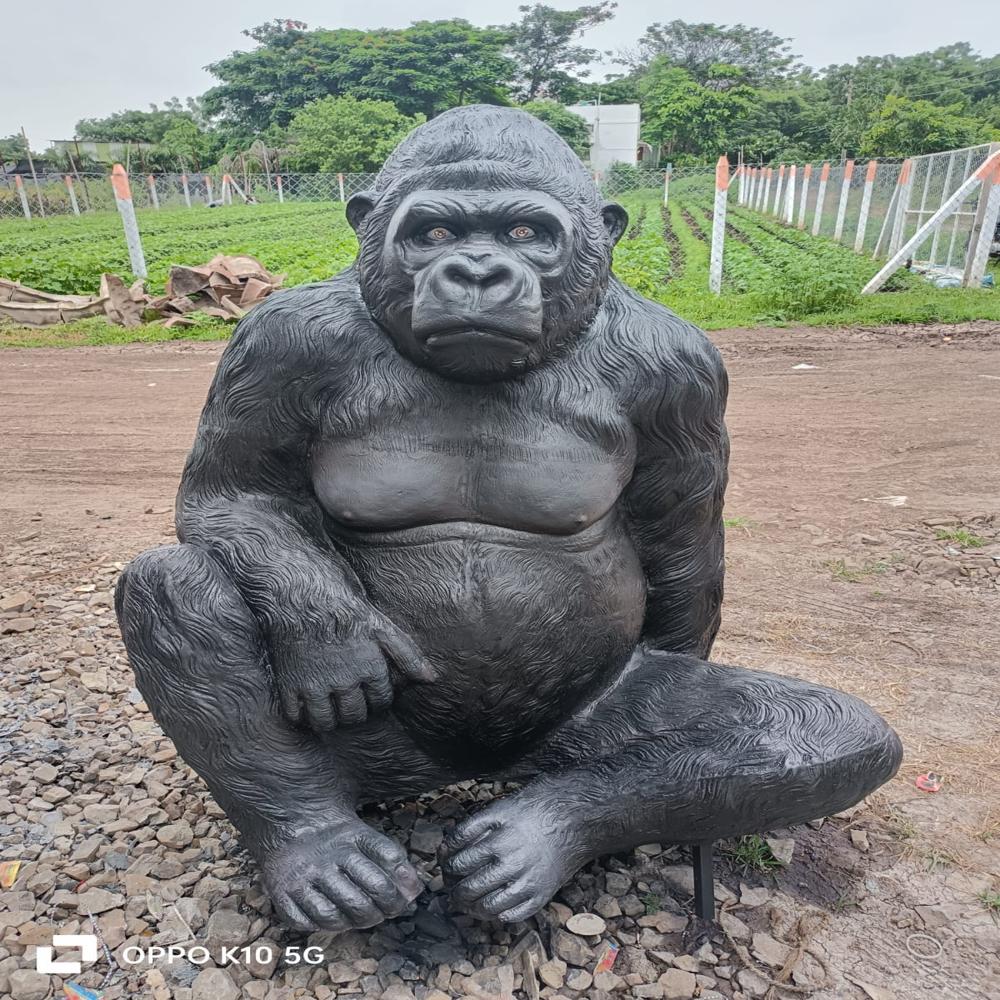 Fiber Gorila Statue - Color: Natiral