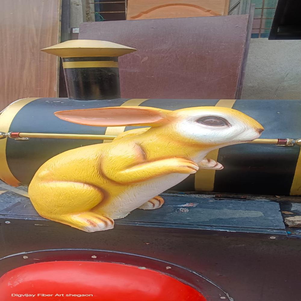 Fiber Rabbit Statue - Color: White
