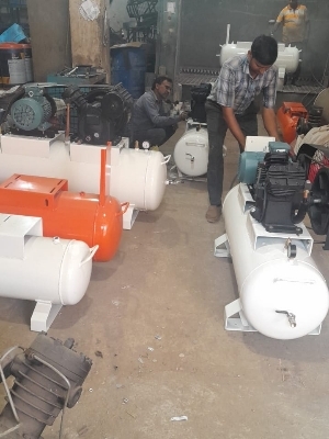Industrial Air Compressors - Material: Mild Steel