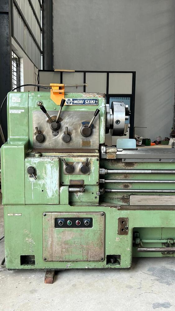 Used Lathe Machine