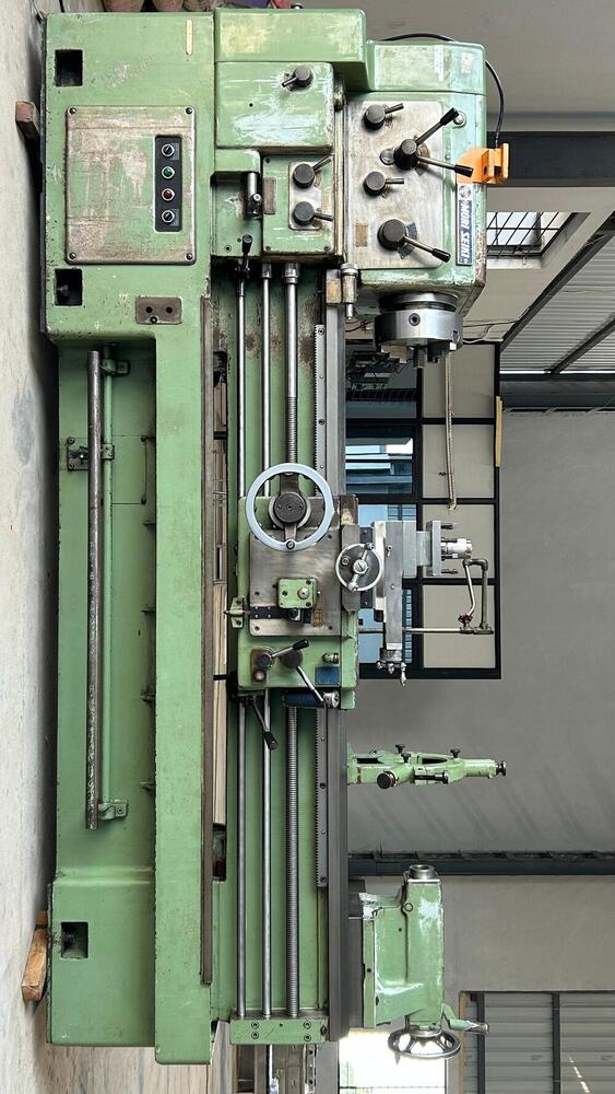 Used Lathe Machine