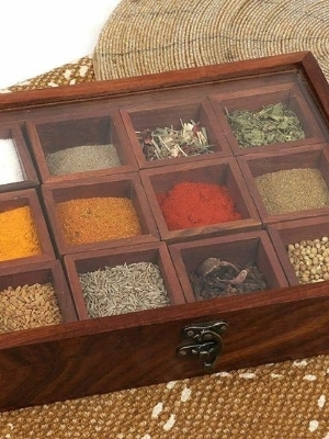 Spice Box - Color: Brown