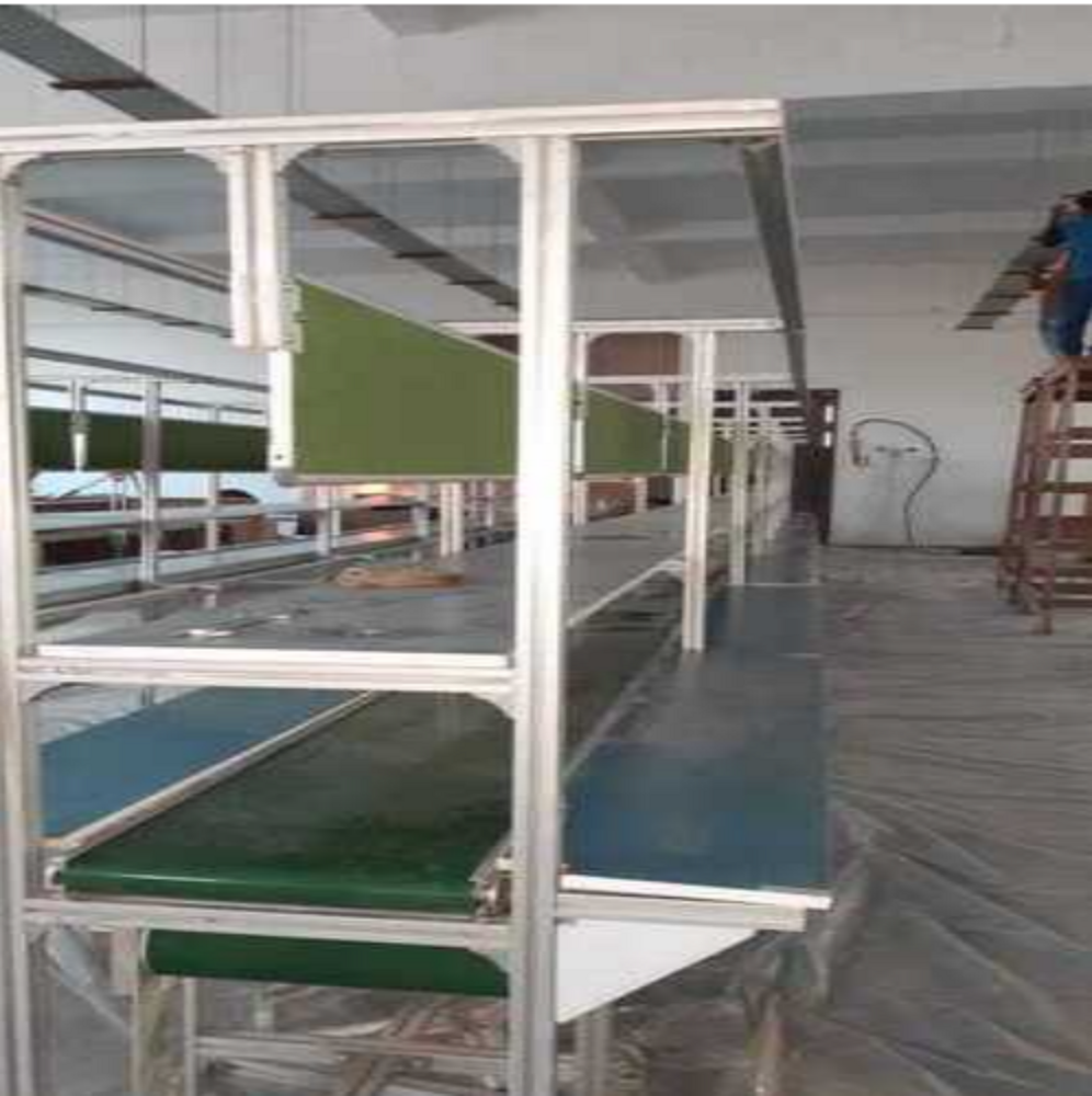 Belt Conveyor - Color: White