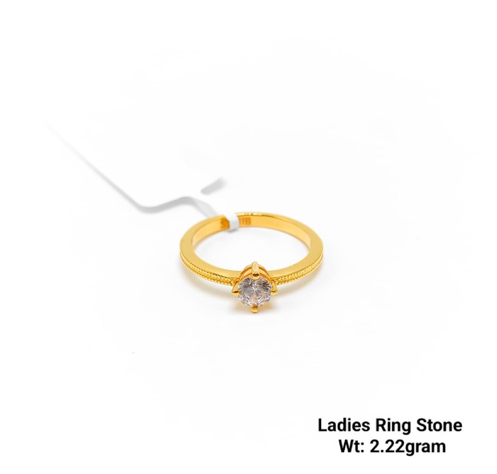 92% Ladies Ring Stone