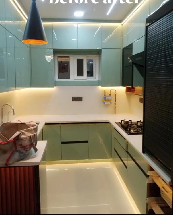 U SHAPE MODULAR KITCHEN