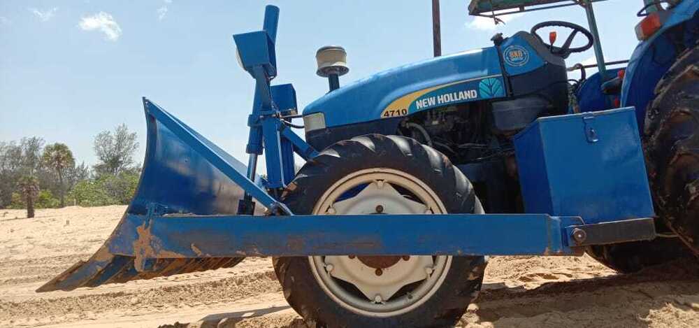 Tractor Mounted Dozer - Color: Multiple