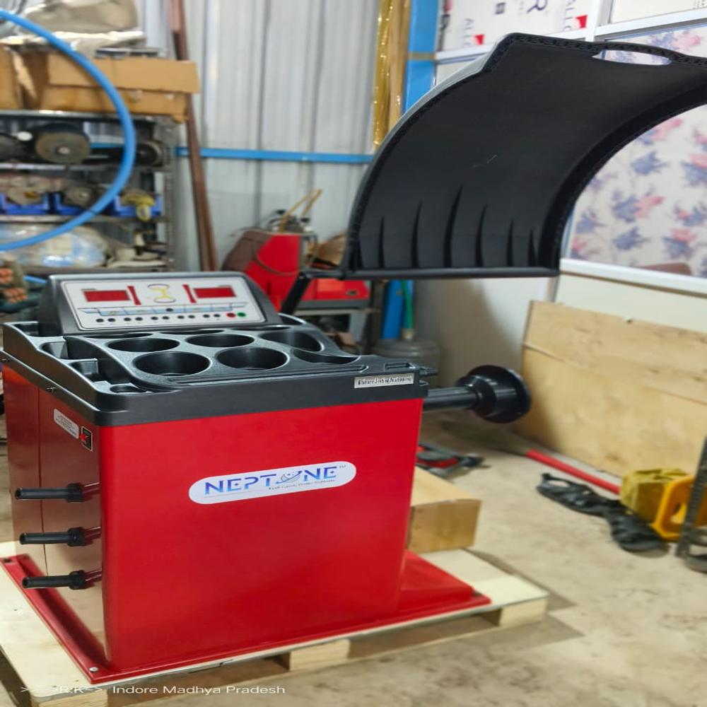 DIGITAL WHEEL BALANCER - CB923D