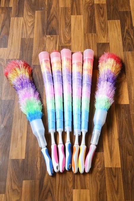 Long Feather Brush With Cap - Automation Grade: Manual